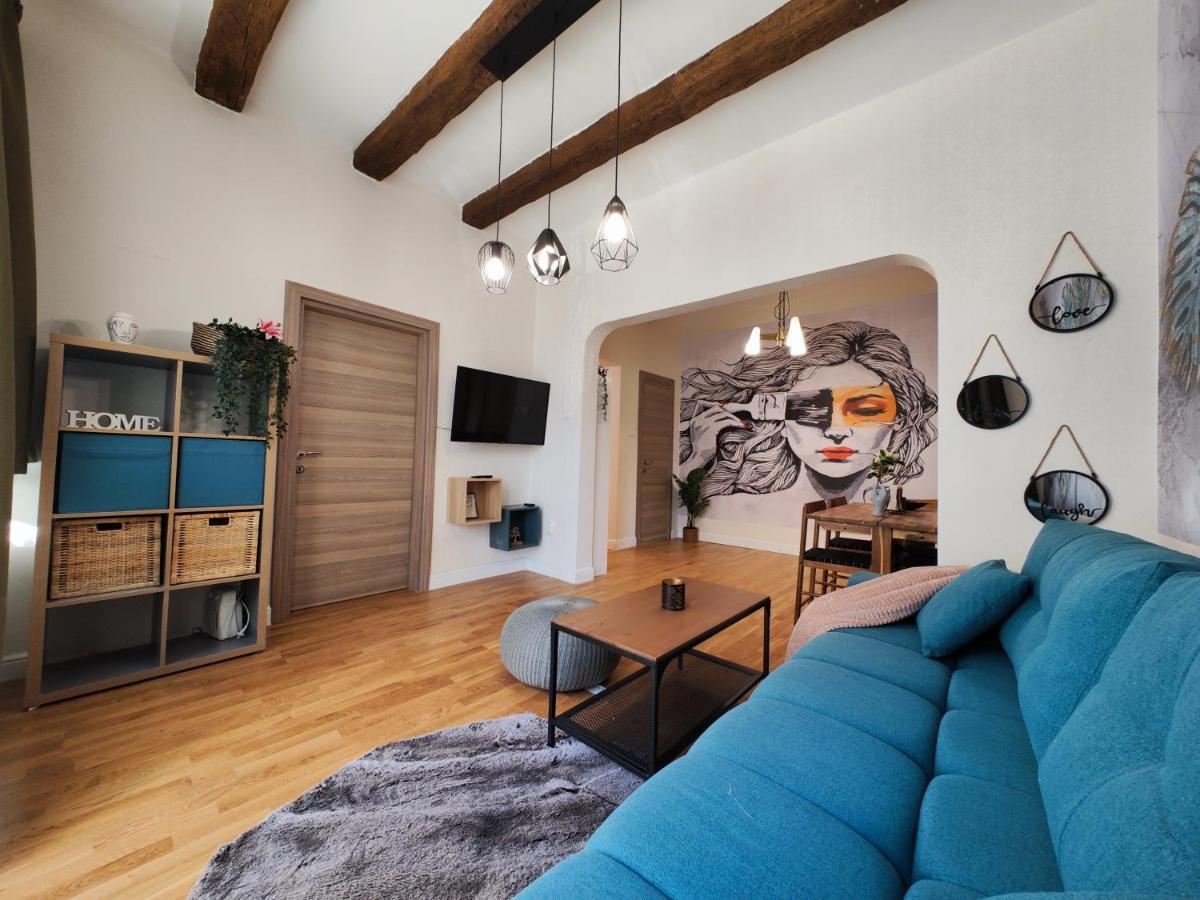 Apart Sofia Lion Bridge 2Bdr Self Check In Apartment Exterior photo